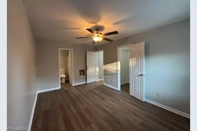 920 Highland Avenue #H, Greensboro, NC 27403 - Photo 13