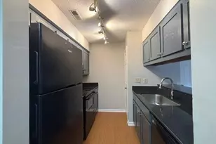 920 Highland Ave, Greensboro, NC 27403 - Photo 9