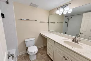1510 Benjamin Pkwy, Greensboro, NC 27408 - Photo 17
