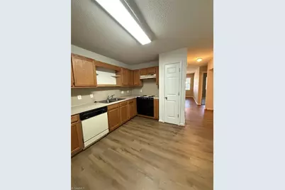 1008 Westbrook Court, Archdale, NC 27263 - Photo 5