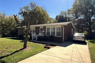 1302 Runyon Dr, Greensboro, NC 27405 - Photo 1