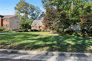 3103 Campfire Ct, High Point, NC 27282 - Photo 3