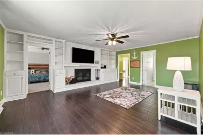 1332 Lake Drive 9, Lexington, NC 27292 - Photo 9