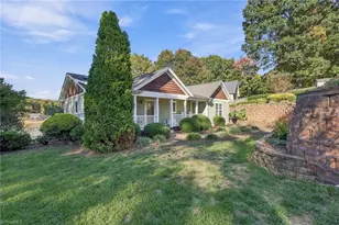 1332 Lake Drive 9, Lexington, NC 27292 - Photo 1