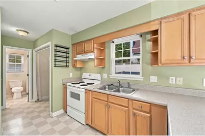 133 Hoskins Circle, Burlington, NC 27215 - Photo 13