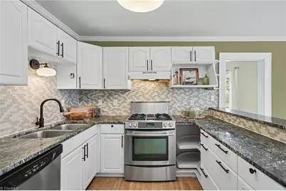 1119 W Northwood Street, Greensboro, NC 27408 - Photo 11