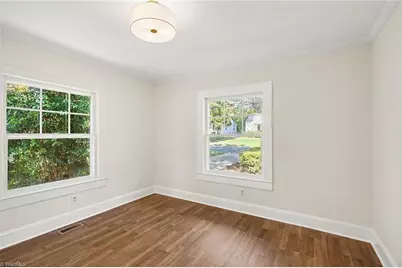 1119 W Northwood Street, Greensboro, NC 27408 - Photo 17