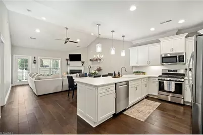 901 Plantation Village Drive, Lexington, NC 27012 - Photo 3