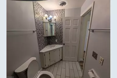 2707 Reynolda Road #C3, Winston-Salem, NC 27106 - Photo 17