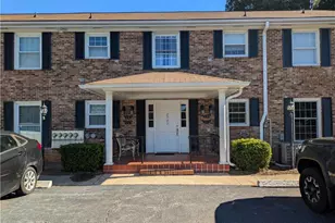2707 Reynolda Rd, Winston-Salem, NC 27106 - Photo 1