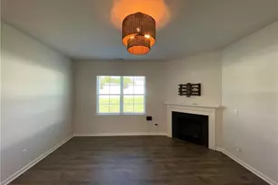392 Rhett Ave, Lexington, NC 27295 - Photo 7