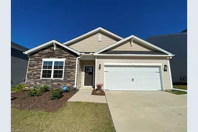 392 Rhett Avenue, Lexington, NC 27295 - Photo 1