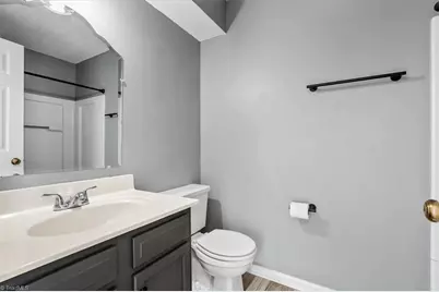 6704 W Friendly Avenue #4E, Greensboro, NC 27410 - Photo 27
