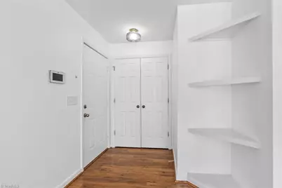 6704 W Friendly Avenue #4E, Greensboro, NC 27410 - Photo 7