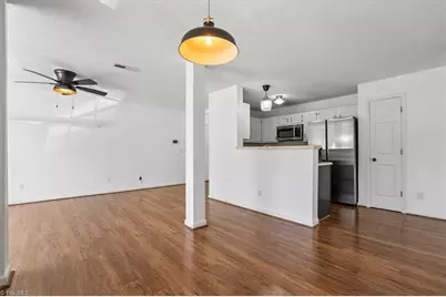 6704 W Friendly Avenue #4E, Greensboro, NC 27410 - Photo 15