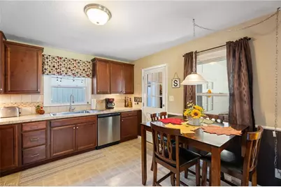 209 Barney Road, High Point, NC 27265 - Photo 11