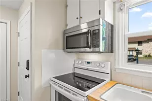892 S Ridge Ct, Winston-Salem, NC 27107 - Photo 11
