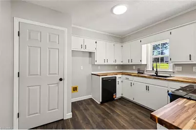 3936 Evergreen Drive, Trinity, NC 27370 - Photo 13