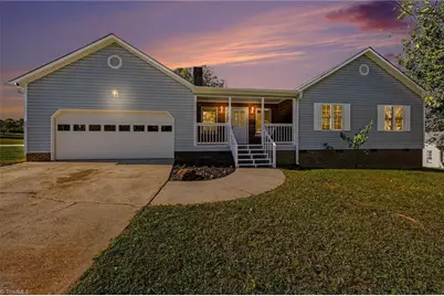3936 Evergreen Drive, Trinity, NC 27370 - Photo 5