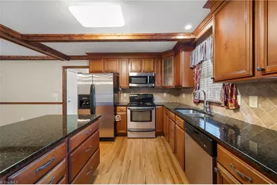 1516 Jonestown Road, Winston-Salem, NC 27103 - Photo 11