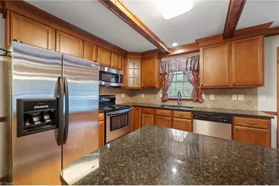 1516 Jonestown Road, Winston-Salem, NC 27103 - Photo 9