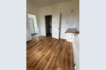 412 Fife Street, Thomasville, NC 27360 - Photo 9