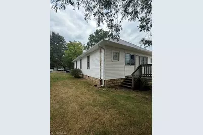 412 Fife Street, Thomasville, NC 27360 - Photo 15