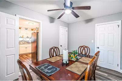 508 Avalon Place, High Point, NC 27262 - Photo 9