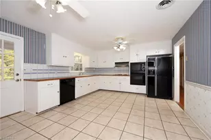 5630 Clinedale Ct, Pfafftown, NC 27040 - Photo 11