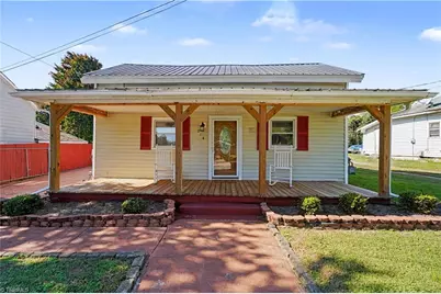 714 Montgomery Street, Reidsville, NC 27320 - Photo 1