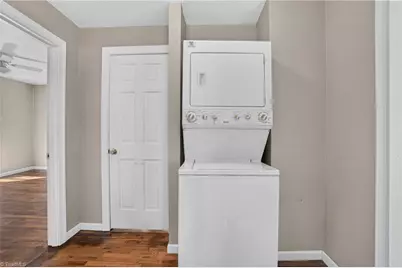 114 Bellevue Drive, High Point, NC 27265 - Photo 11
