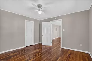 114 Bellevue Dr, High Point, NC 27265 - Photo 9