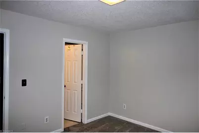 2713 Cottage Place Cottage Place, Greensboro, NC 27455 - Photo 7