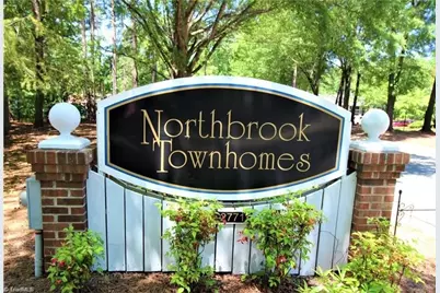 2713 Cottage Place Cottage Place, Greensboro, NC 27455 - Photo 3