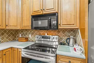 2366 Addison Blvd, High Point, NC 27262 - Photo 11