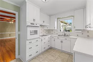 611 Burkeridge Ct, Winston-Salem, NC 27104 - Photo 11