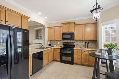 5933 Kenville Green Circle, Kernersville, NC 27284 - Photo 13