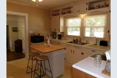 5716 Stigall Road, Kernersville, NC 27284 - Photo 5
