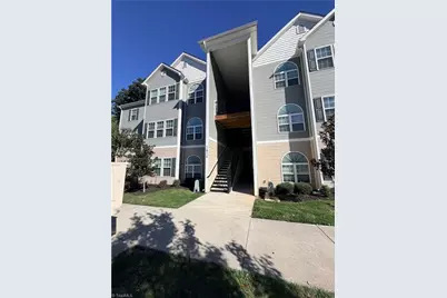 2606 Pennoak Way #L, Greensboro, NC 27407 - Photo 1