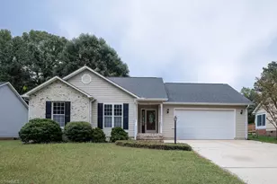 122 Rickard Rd, Thomasville, NC 27360 - Photo 1