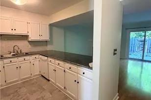 2659 Cottage Pl, Greensboro, NC 27455 - Photo 7