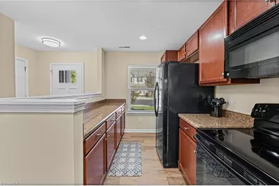 121 Tilleys Grove Drive, Kernersville, NC 27284 - Photo 11