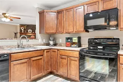 1065 Geneva Lane, Walnut Cove, NC 27052 - Photo 21