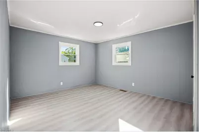 1118 W 13th Street, Winston-Salem, NC 27105 - Photo 17