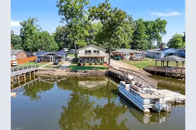414 Lakeshore Drive, Lexington, NC 27292 - Photo 11