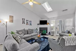 37 Grassy Knoll Cir, Greensboro, NC 27406 - Photo 5