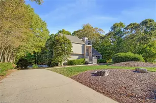 1911 La Vista Dr, High Point, NC 27265 - Photo 3