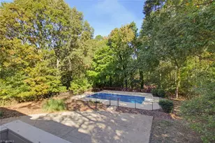 1911 La Vista Dr, High Point, NC 27265 - Photo 15