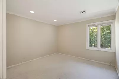 1911 La Vista Drive, High Point, NC 27265 - Photo 23