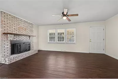 7021 Old Valley School Road, Kernersville, NC 27284 - Photo 5